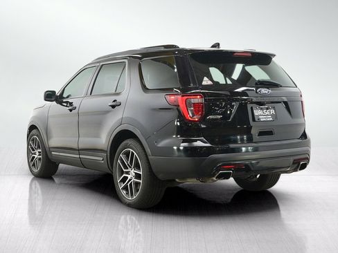Used 2016 Ford Explorer Sport w/ Equipment Group 401A AWD/4WD image 3
