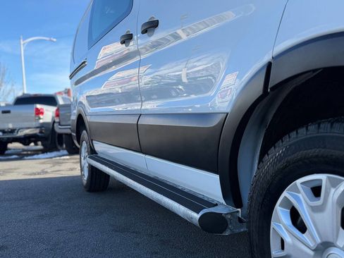 Used 2024 Ford Transit 250 Low Roof w/ Exterior Upgrade Package image 29