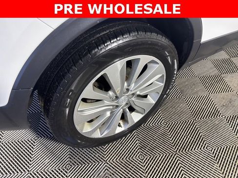 Used 2018 Buick Encore Preferred image 8