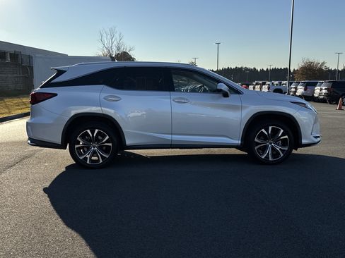 Used 2021 Lexus RX 350L FWD w/ Premium Package image 11