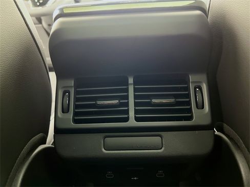 Used 2024 Land Rover Range Rover Evoque S image 16