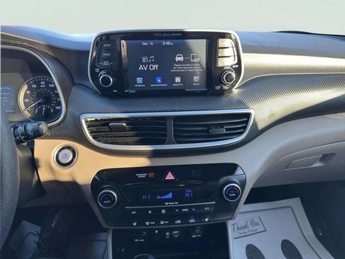 Used 2019 Hyundai Tucson Sport image 20