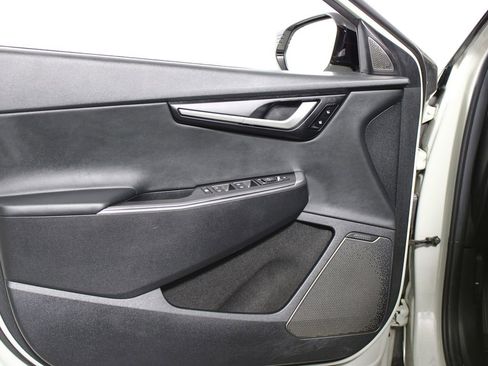 Used 2022 Kia EV6 Wind image 7