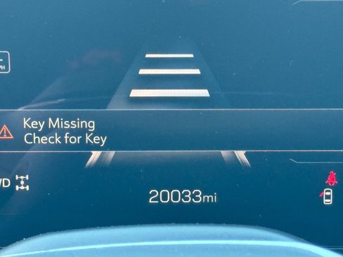 Used 2025 GMC Yukon XL Denali image 24