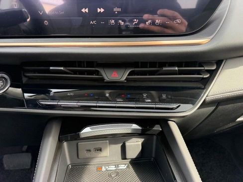 New 2026 Buick Envision Avenir image 16