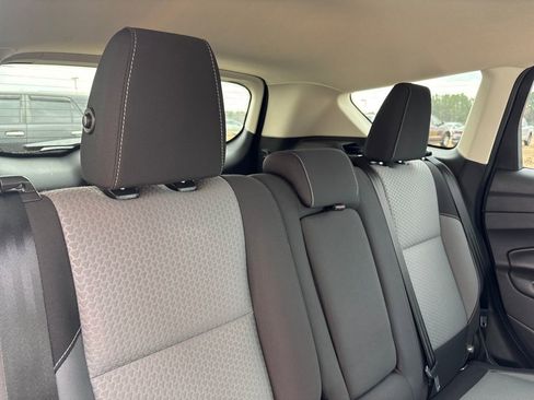 Used 2017 Ford Escape SE w/ Equipment Group 201A image 26