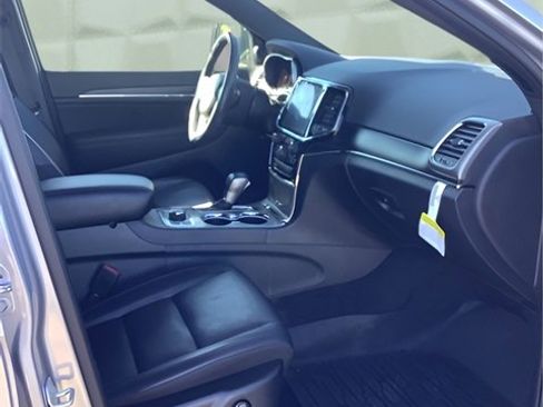 Certified 2021 Jeep Grand Cherokee Limited image 14