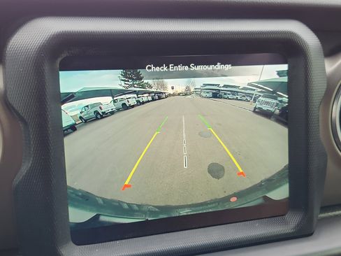 Used 2021 Jeep Wrangler Unlimited Rubicon image 25