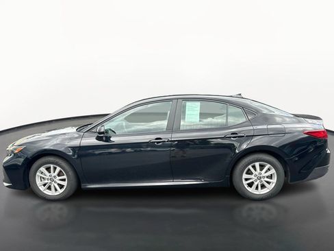 Used 2025 Toyota Camry LE FWD image 6