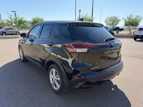 Used 2022 Nissan Kicks S FWD image 5