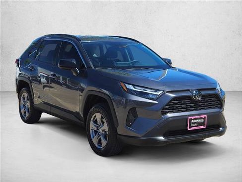 Used 2025 Toyota RAV4 LE image 3