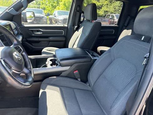 Used 2019 RAM 1500 Big Horn AWD/4WD image 3