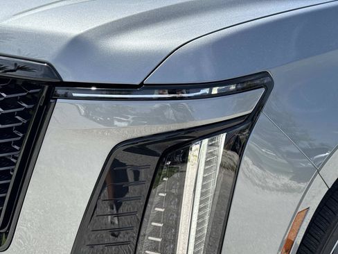 Used 2026 Cadillac Escalade Sport w/ LPO, ONYX Package AWD/4WD image 9