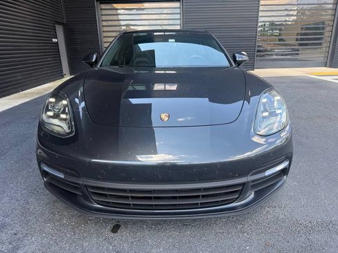 Used 2018 Porsche Panamera image 3