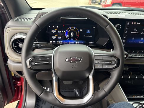 Used 2026 Chevrolet Colorado ZR2 w/ Technology Package image 19