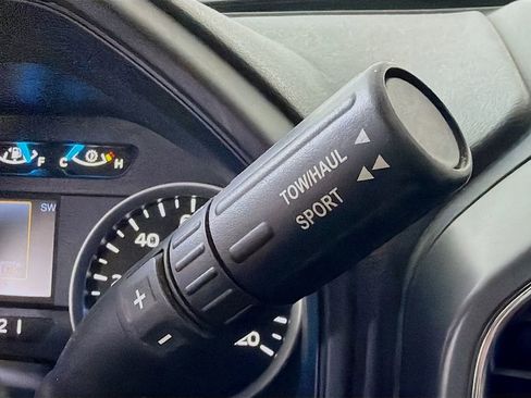 Used 2015 Ford F150 XLT w/ Equipment Group 302A Luxury image 19