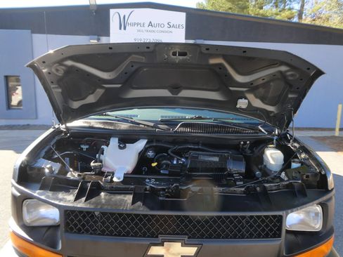 Used 2014 Chevrolet Express 1500 LS image 32