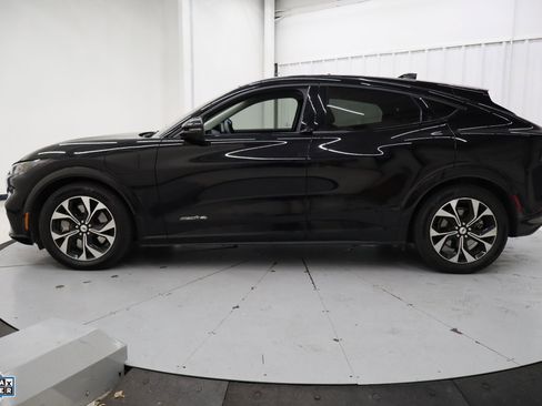 Certified 2022 Ford Mustang Mach-E Premium image 9