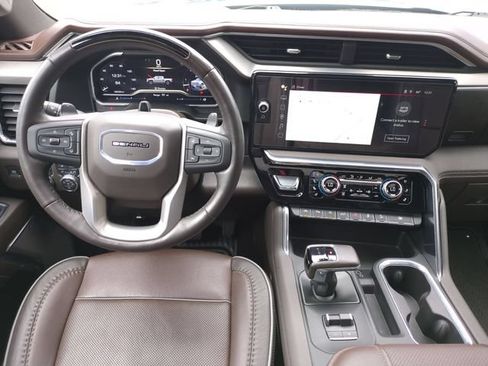 Used 2024 GMC Sierra 1500 Denali AWD/4WD image 31