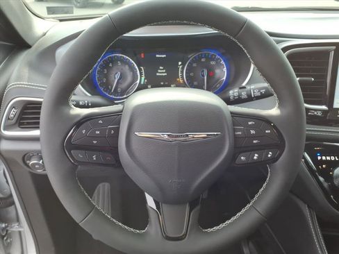 New 2026 Chrysler Pacifica Limited image 12