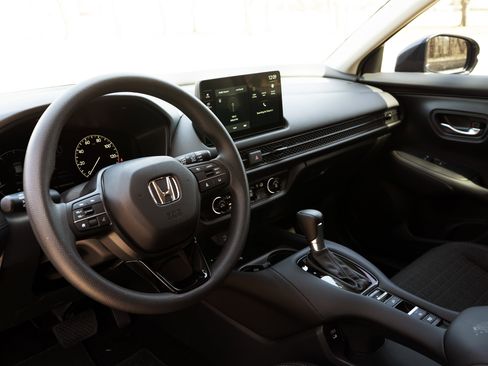 Used 2026 Honda HR-V LX image 16