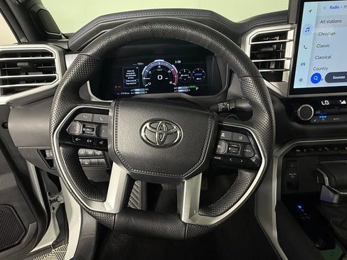 Used 2023 Toyota Tundra Platinum AWD/4WD image 15