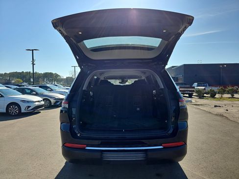 Used 2021 Jeep Grand Cherokee L Laredo w/ Luxury Tech Group I image 14