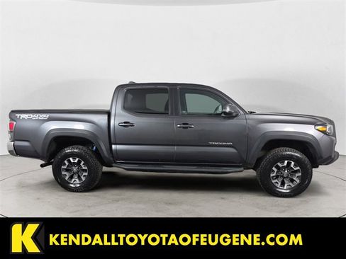 Used 2021 Toyota Tacoma TRD Off-Road image 6
