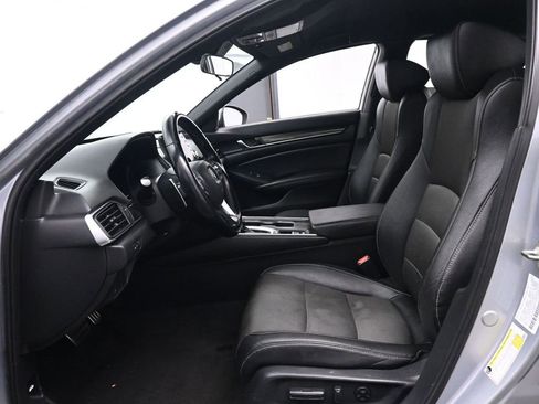 Used 2019 Honda Accord Sport image 14