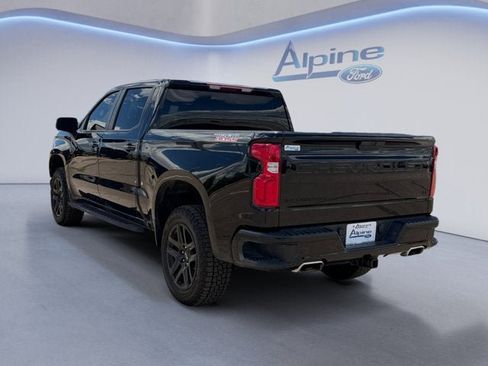 Used 2022 Chevrolet Silverado 1500 LT Trail Boss w/ Safety Package AWD/4WD image 3