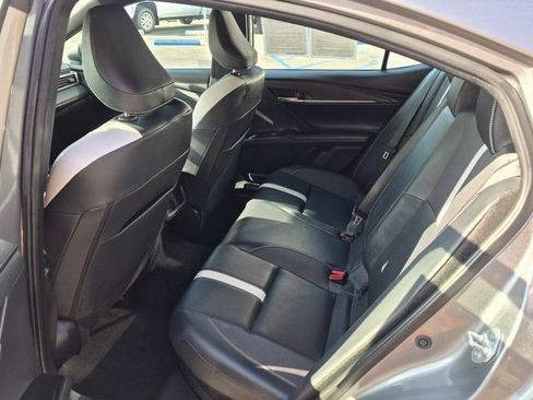 Used 2025 Toyota Camry SE FWD image 13