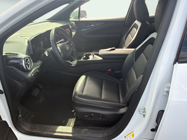 Used 2024 Chevrolet Blazer EV LT AWD/4WD image 2