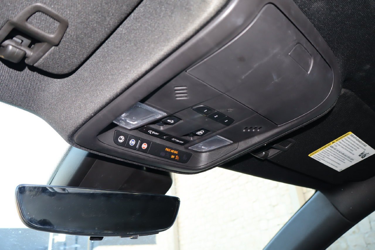 Used 2022 Cadillac XT4 Sport FWD image 27
