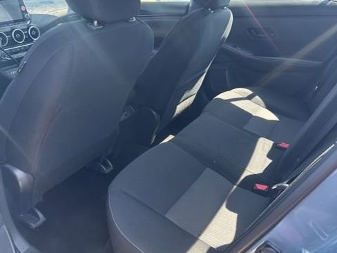 Used 2025 Nissan Sentra SV image 6