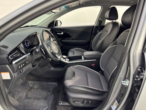 Used 2022 Kia Niro EX w/ Cold Weather Package image 15