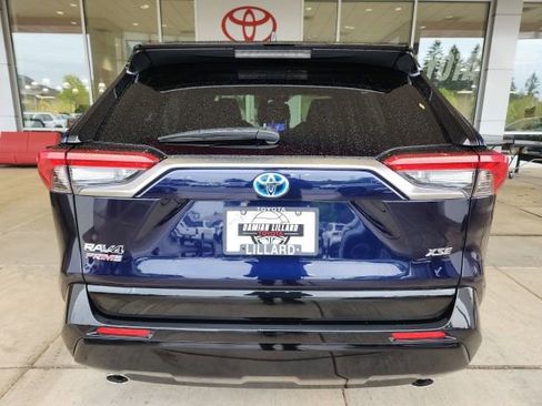 Certified 2024 Toyota RAV4 XSE w/ Weather Package AWD/4WD image 10