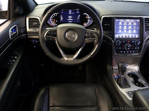 Used 2018 Jeep Grand Cherokee Limited w/ Luxury Group II AWD/4WD image 15