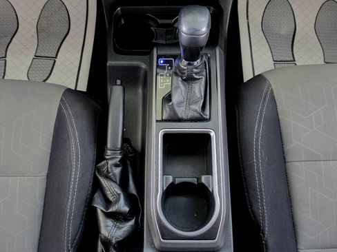 Used 2021 Toyota Tacoma TRD Off-Road w/ Technology Package image 27