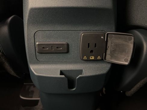 New 2025 Ford Maverick XLT w/ XLT Luxury Package image 28