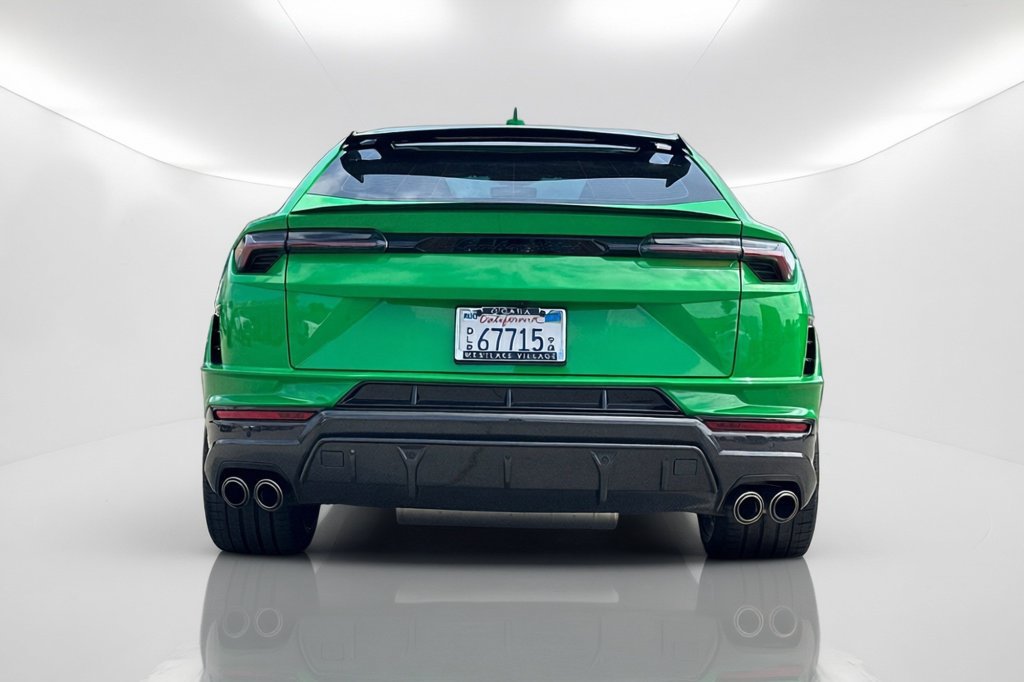 Used 2024 Lamborghini Urus Performante AWD/4WD image 4
