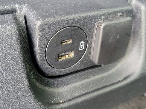 Used 2021 Ford F150 XLT AWD/4WD image 13