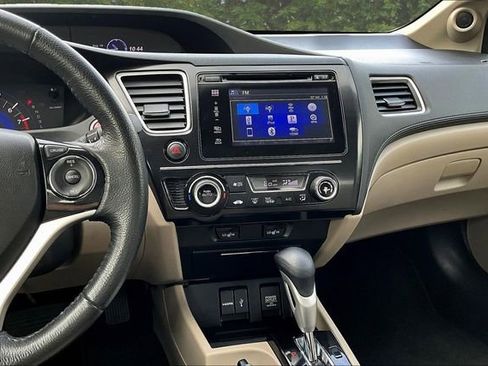 Used 2015 Honda Civic EX-L image 9