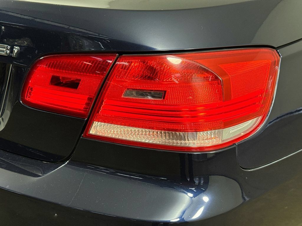 Used 2009 BMW 328i Convertible RWD image 34