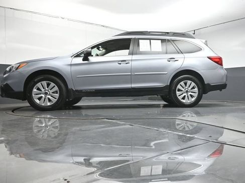 Used 2015 Subaru Outback 2.5i Premium AWD/4WD image 37