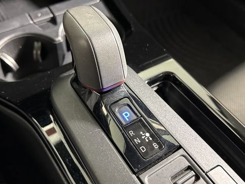 Used 2024 Toyota Prius Prime FWD image 42