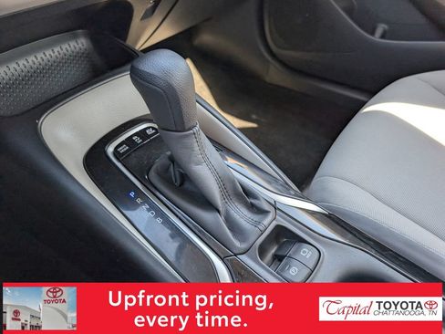 Used 2020 Toyota Corolla LE FWD image 21
