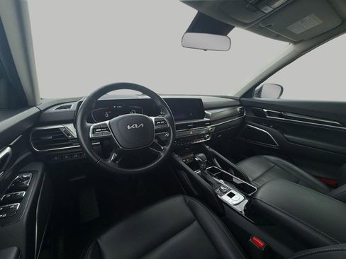 Used 2025 Kia Telluride S image 25