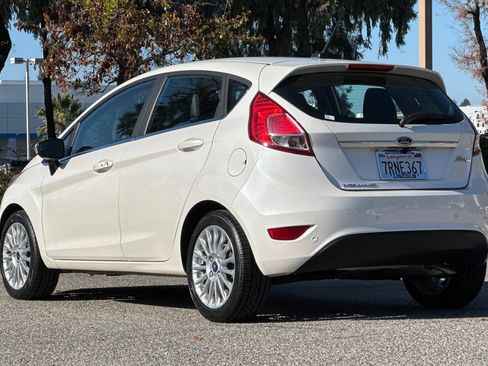 Used 2016 Ford Fiesta Titanium image 6