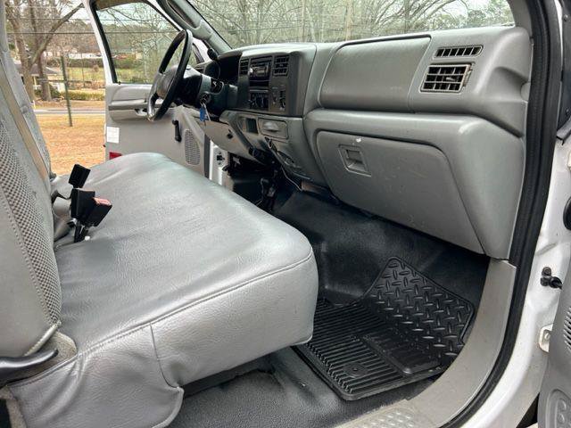 Used 2004 Ford F350 XL AWD/4WD image 30