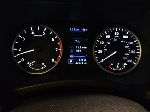 Used 2024 Nissan Sentra S image 23